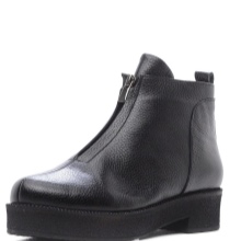 Жіночі черевики (100 фото): модне взуття для жінок сезону 2020, туфлі в стилі мілітарі, Shoiberg, Betsy