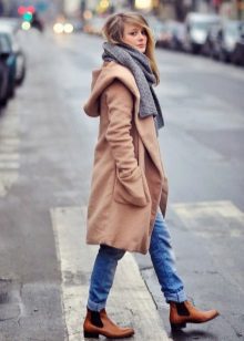 Жіночі черевики (100 фото): модне взуття для жінок сезону 2020, туфлі в стилі мілітарі, Shoiberg, Betsy