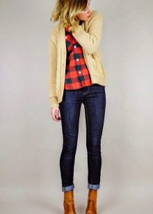 Жіночі черевики (100 фото): модне взуття для жінок сезону 2020, туфлі в стилі мілітарі, Shoiberg, Betsy