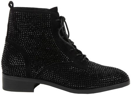 Жіночі черевики (100 фото): модне взуття для жінок сезону 2020, туфлі в стилі мілітарі, Shoiberg, Betsy