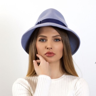 Жіночі фетрові капелюхи на осінньо-зимовий сезон (54 фото): широкополі моделі з полями