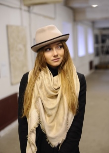 Жіночі фетрові капелюхи на осінньо-зимовий сезон (54 фото): широкополі моделі з полями