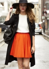 Жіночі фетрові капелюхи на осінньо-зимовий сезон (54 фото): широкополі моделі з полями