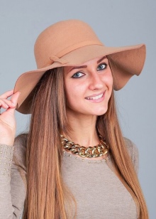 Жіночі фетрові капелюхи на осінньо-зимовий сезон (54 фото): широкополі моделі з полями