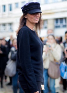 Жіночі кепки (133 фото): модні шапки з фетру та шкіри, з маленьким козирком, гаврош, теплі шуби і з мутона, жокейка