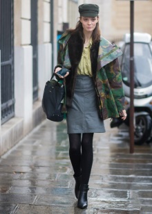 Жіночі кепки (133 фото): модні шапки з фетру та шкіри, з маленьким козирком, гаврош, теплі шуби і з мутона, жокейка