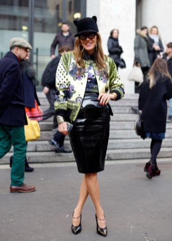 Жіночі кепки (133 фото): модні шапки з фетру та шкіри, з маленьким козирком, гаврош, теплі шуби і з мутона, жокейка