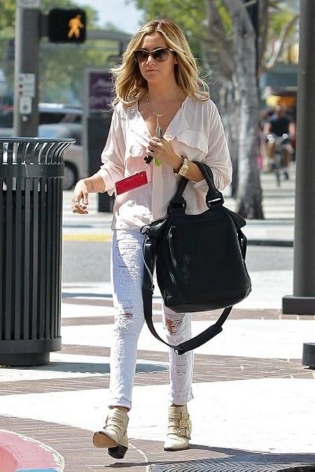 Жіночі літні черевики (53 фото): моделі з високим берцем, трекінгові, з відкритим носом на літо і на шнурках, шкіряні