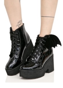 Жіночі лаковані черевики (64 фото): лакові сині та рожеві зимові модні моделі 2020