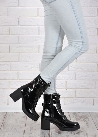 Жіночі лаковані черевики (64 фото): лакові сині та рожеві зимові модні моделі 2020