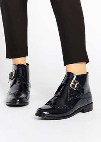 Жіночі лаковані черевики (64 фото): лакові сині та рожеві зимові модні моделі 2020