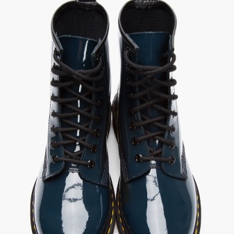 Жіночі лаковані черевики (64 фото): лакові сині та рожеві зимові модні моделі 2020