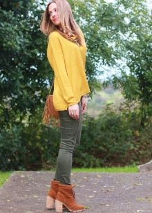 Жіночі напівчобітки (76 фото): з чим носити білі, червоні і інших кольорів, гумові і шкіряні, спортивні моделі без каблука і інші?