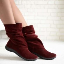 Жіночі напівчобітки (76 фото): з чим носити білі, червоні і інших кольорів, гумові і шкіряні, спортивні моделі без каблука і інші?