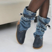 Жіночі осінні черевики (94 фото): модні шкіряні моделі 2020 без каблука, на платформі і на тракторній підошві, чорні лакові