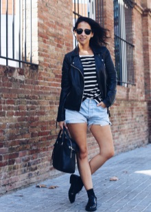 Жіночі осінні туфлі (66 фото): на низькому каблуці на осінь, модні моделі на товстій підошві без каблука 2020, з чим їх носити