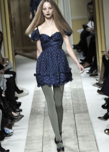 Жіночі осінні туфлі (66 фото): на низькому каблуці на осінь, модні моделі на товстій підошві без каблука 2020, з чим їх носити