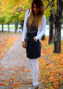 Жіночі осінні туфлі (66 фото): на низькому каблуці на осінь, модні моделі на товстій підошві без каблука 2020, з чим їх носити