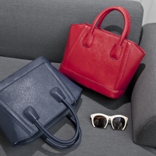 Жіночі шкіряні сумки (114 фото): моделі з натуральної шкіри від Prado, Francesco Marconi та інших брендів, чорні і з крокодила