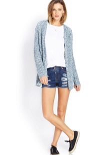 Жіночі шорти 2020 (183 фото): модні довгі і короткі для фітнесу, трикотажні і вовняні, червоні, чорні та білі