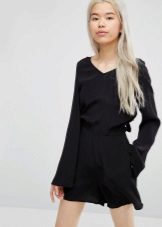 Жіночі шорти 2020 (183 фото): модні довгі і короткі для фітнесу, трикотажні і вовняні, червоні, чорні та білі