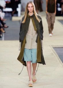 Жіночі шорти 2020 (183 фото): модні довгі і короткі для фітнесу, трикотажні і вовняні, червоні, чорні та білі