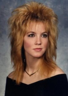 Жіночі зачіски 80-х років (41 фото): укладання в стилі «диско», історія моди зачісок СРСР, об’ємні зачіски на короткі волосся