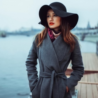 Жіночі зимові чоботи (61 фото): валяні повстяні і хутряні шуби з полями і інші моделі 2020, як носити з шубою