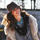 Жіночі зимові чоботи (61 фото): валяні повстяні і хутряні шуби з полями і інші моделі 2020, як носити з шубою