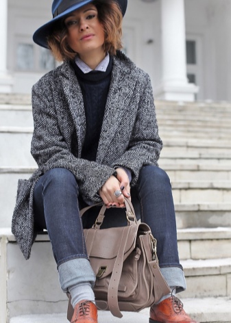 Жіночі зимові чоботи (61 фото): валяні повстяні і хутряні шуби з полями і інші моделі 2020, як носити з шубою