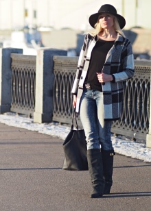 Жіночі зимові чоботи (61 фото): валяні повстяні і хутряні шуби з полями і інші моделі 2020, як носити з шубою