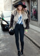 Жіночі зимові чоботи (61 фото): валяні повстяні і хутряні шуби з полями і інші моделі 2020, як носити з шубою