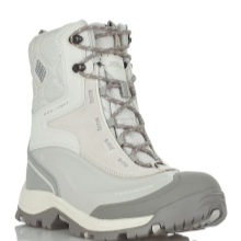 Жіночі зимові спортивні чоботи (76 фото): теплі моделі для зими з Фінляндії, взуття фірми Nike і Puma