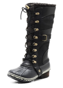 Жіночі зимові спортивні чоботи (76 фото): теплі моделі для зими з Фінляндії, взуття фірми Nike і Puma