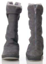 Жіночі зимові спортивні чоботи (76 фото): теплі моделі для зими з Фінляндії, взуття фірми Nike і Puma