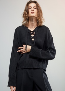 Жіночі зимові спортивні чоботи (76 фото): теплі моделі для зими з Фінляндії, взуття фірми Nike і Puma