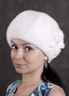 Жіноча норкова шапка (85 фото): модні фасони 2020 з блакитної норки, скільки коштують, боярка, моделі з стриженої норки