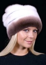 Жіноча норкова шапка (85 фото): модні фасони 2020 з блакитної норки, скільки коштують, боярка, моделі з стриженої норки