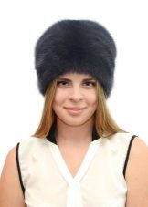 Жіноча норкова шапка (85 фото): модні фасони 2020 з блакитної норки, скільки коштують, боярка, моделі з стриженої норки