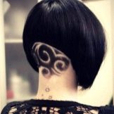 Жіноча стрижка з виголеним потилицею (41 фото): модні зачіски з голеною потилицею для дівчат з короткими і довгими волоссям