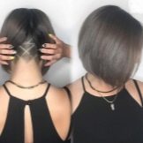 Жіноча стрижка з виголеним потилицею (41 фото): модні зачіски з голеною потилицею для дівчат з короткими і довгими волоссям