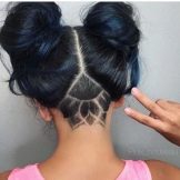 Жіноча стрижка з виголеним потилицею (41 фото): модні зачіски з голеною потилицею для дівчат з короткими і довгими волоссям