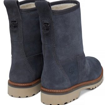 Жіноча зимова взуття Timberland (42 фото): черевики на натуральному хутрі, теплі кросівки та інші. З чим носити їх дівчатам взимку?