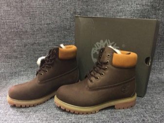 Жіноче взуття Timberland (45 фото): рожеві і чорні, білі тімберленди на підборах і без нього, розмірна сітка, сірі і сині