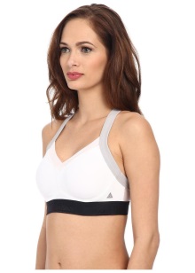 Жіночу нижню білизну Calvin Klein (67 фото): скільки коштує комплект спортивного та іншого білизни від Кельвін Кляйн, розмірна сітка