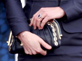 Жорсткий браслет із золота (81 фото): жіночі плоскі моделі на руку з жовтого золота 585 проби, відгуки