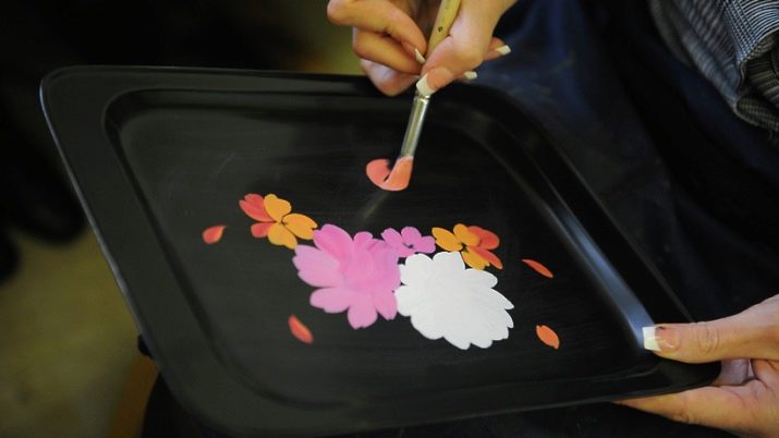 Жостовский піднос: історія промислу, етапи розпису посуду. Форми розписного посуду