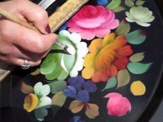 Жостовский піднос: історія промислу, етапи розпису посуду. Форми розписного посуду