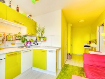 Жовті стіни на кухні (34 фото): шпалери жовтого і лимонного кольору в інтер’єрі. Варіанти дизайну і поєднань