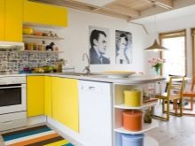 Жовта кухня (88 фото): кухонні гарнітури чорно, біло-зелено – та синьо-жовтого, лимонного і інших кольорів в інтер’єрі, приклади дизайну